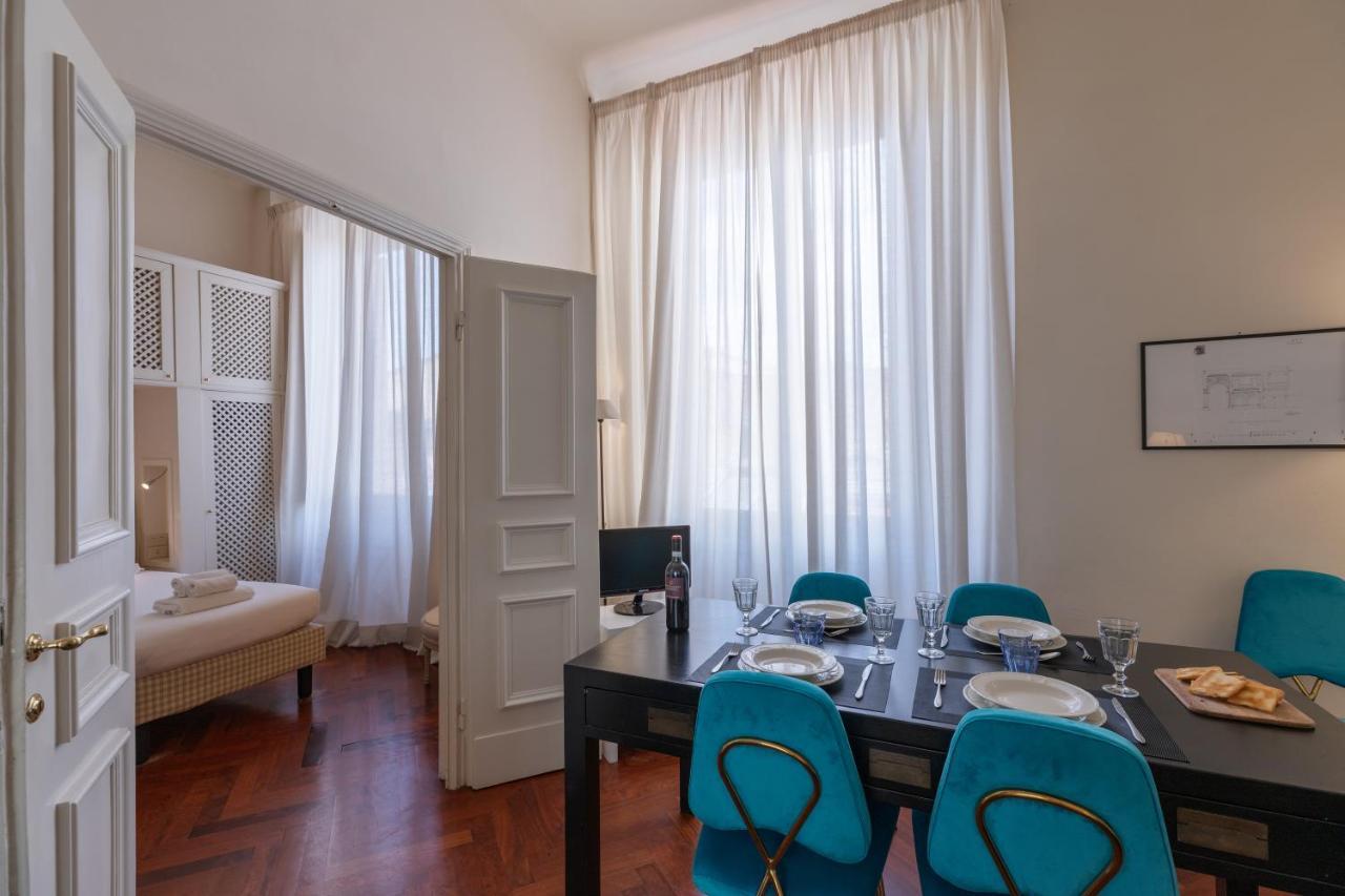 Seta Spacious Next To The Duomo * Florenz